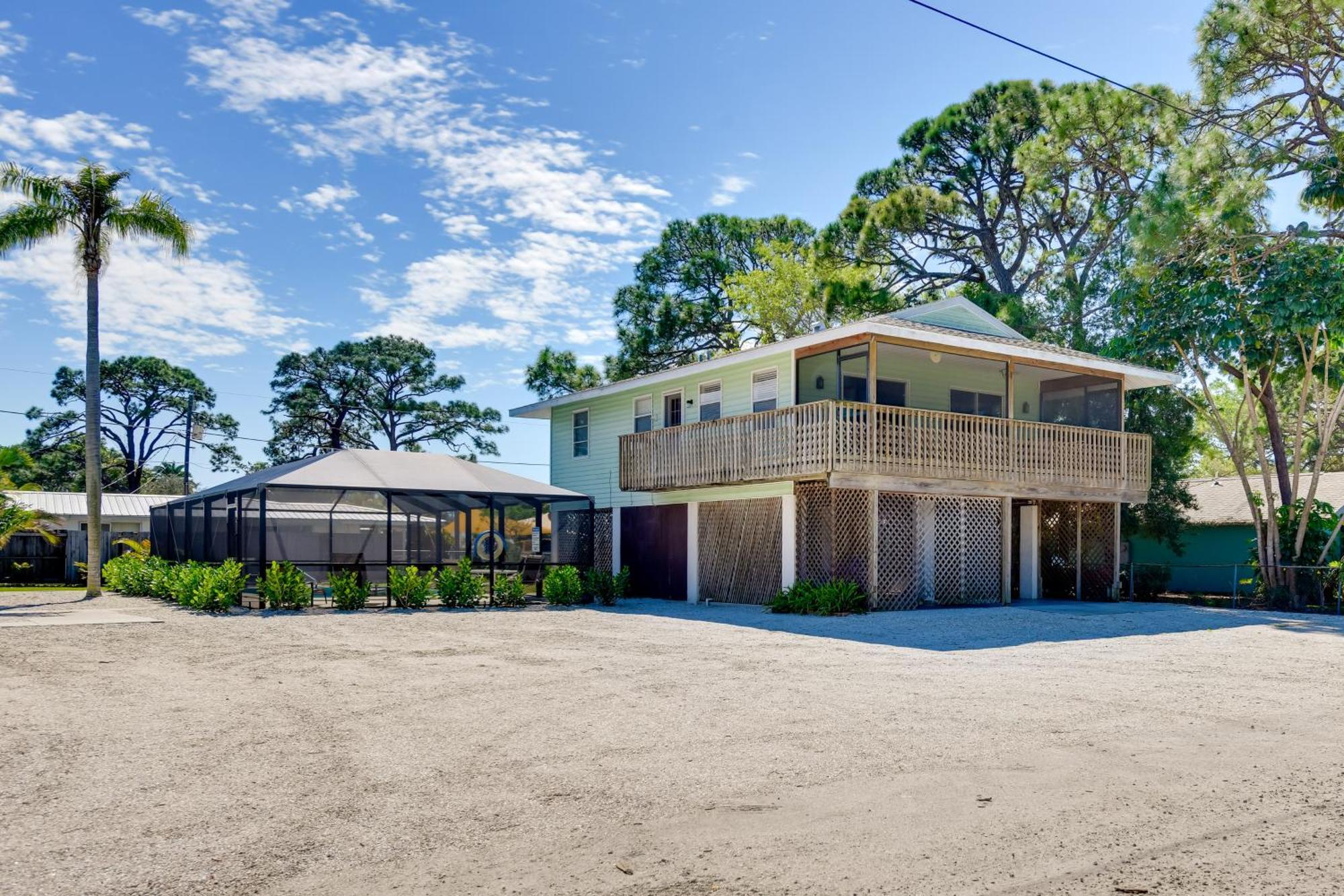 Coastal Oasis With Shared Pool, 2 Mi To Beach! Englewood Bagian luar foto